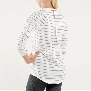 RARE Lululemon Tuck and Flow Long Sleeve